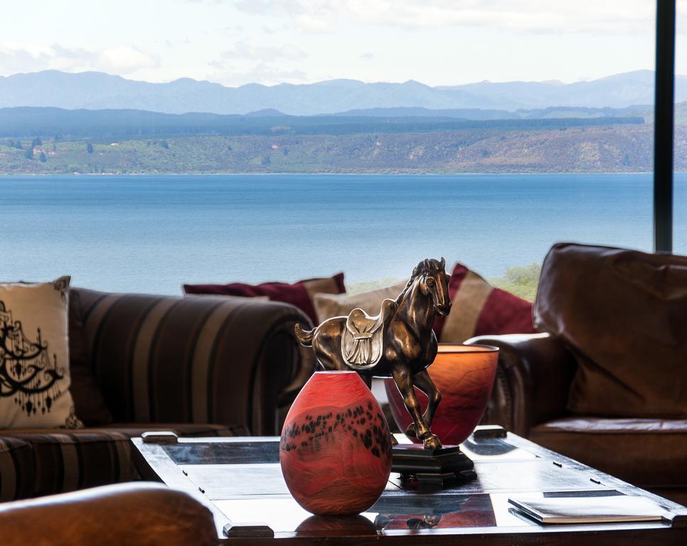 The Flying Trout Boutique Lodge Taupo Exterior photo