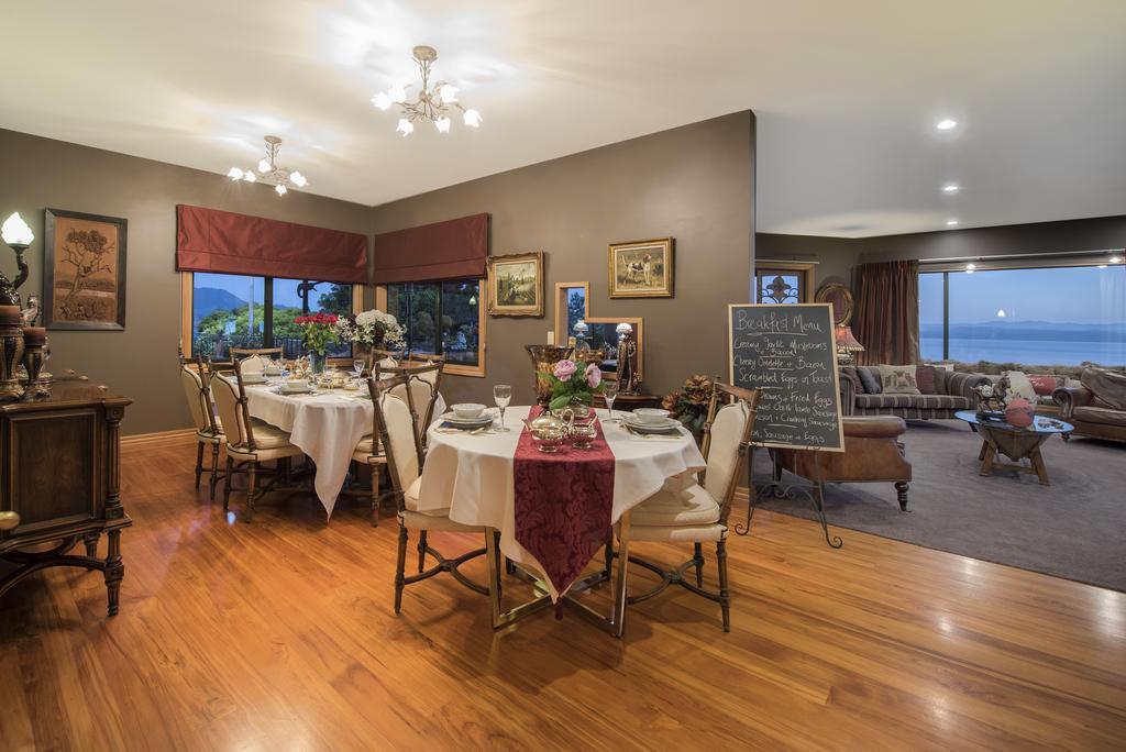 The Flying Trout Boutique Lodge Taupo Exterior photo